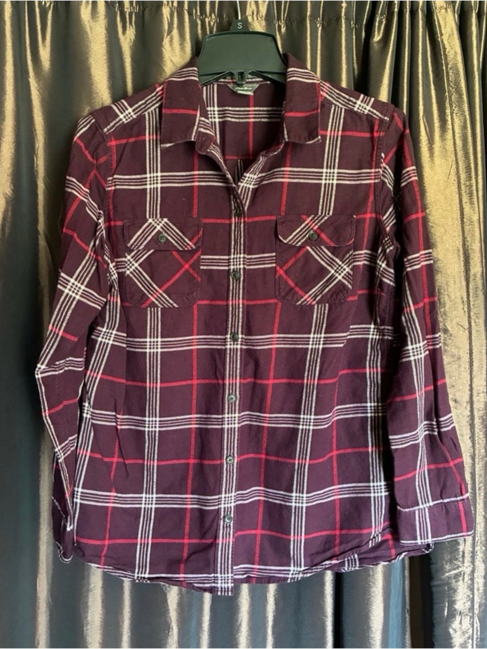 Eddie Bauer women’s Classic Fit flannel, M, EUC